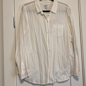 Like new classic white Oxford style shirt